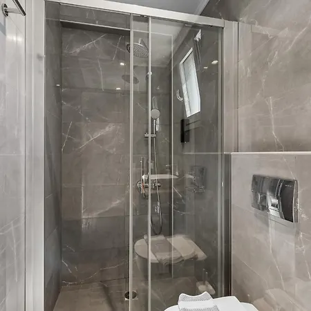 Vento * Áyios Nikítas